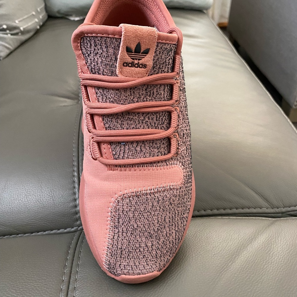 Adidas tubular Shadow